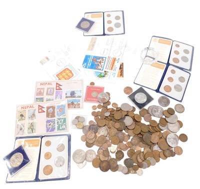 Lot 590 - A large quantity of mainly British cupronickel,...