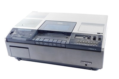 Lot 735 - A Toshiba Betamax video recorder, model number...