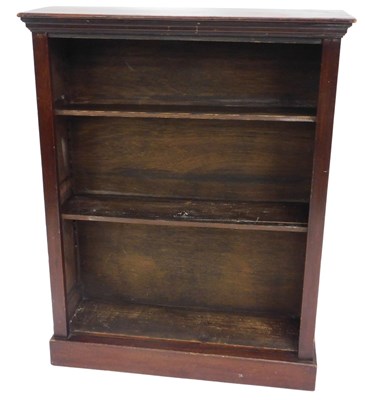 Lot 851 - A late 19th/early 20thC mahogany open bookcase,...