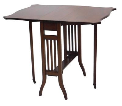 Lot 864 - An Edwardian mahogany drop leaf Sutherland...