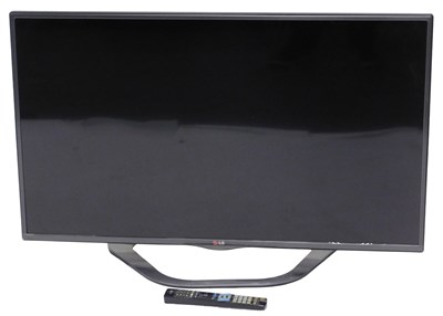 Lot 879 - An LG 42" LCD TV, with remote, model number...