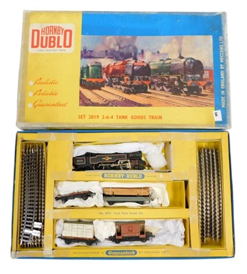 Lot 301 - A Hornby Dublo two rail set 2019 2-6-4 tank...