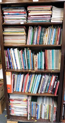 Lot 147 - Railway related books and magazines, to...