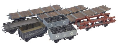 Lot 478 - O gauge kit built rolling stock, including...