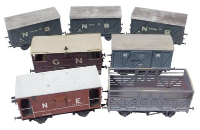 Lot 480 - Kit built O gauge rolling stock, including a...