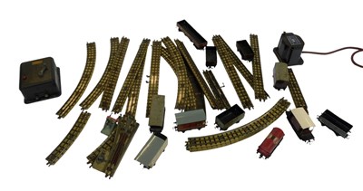 Lot 607 - Hornby OO three rail track, including...