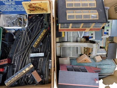 Lot 505 - Hornby Lima and other OO gauge locomotives and...