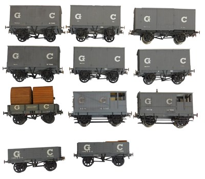 Lot 557 - Kit built O gauge rolling stock, including...