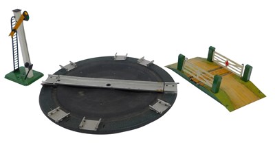 Lot 571 - A Hornby Trains O gauge number 2 single arm...