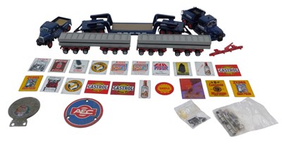 Lot 589 - A Corgi Heavy Haulers Pickfords commemorative...