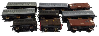 Lot 599 - Various kit built O gauge rolling stock,...