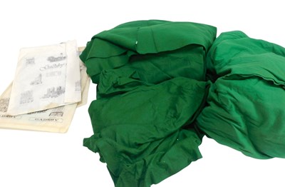 Lot 633 - A quantity of baize. (1 box)