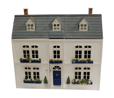 Lot 535 - A Georgian style doll's house. We have...