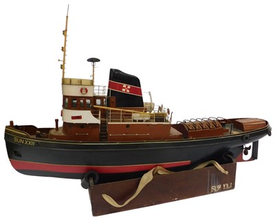 Lot 253 - A model of the Sun XXII of London boat, 120cm...