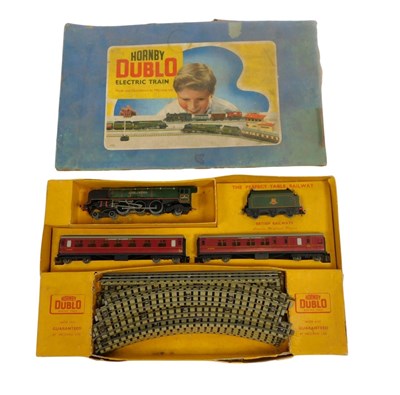 Lot 768 - A Hornby Dublo electric train set, with...