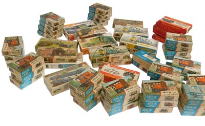 Lot 795 - Airfix and other vintage model building kits.