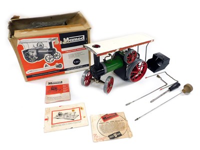 Lot 234 - A Mamod steam traction engine TE1, boxed.
