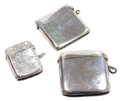 Lot 216 - A George V silver Vesta case, of plain curved...