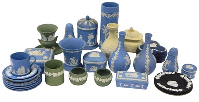 Lot 280 - A group of Wedgwood Jasperware, green, dark...