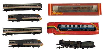 Lot 881 - Model railway locomotives and rolling stock,...