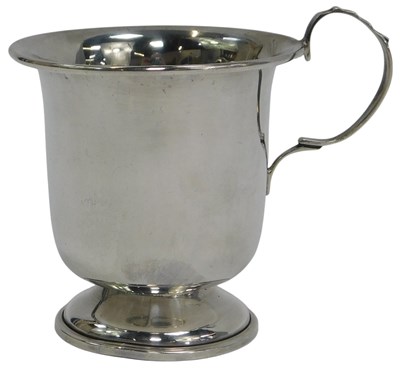 Lot 49 - A George V silver mug, on circular foot,...