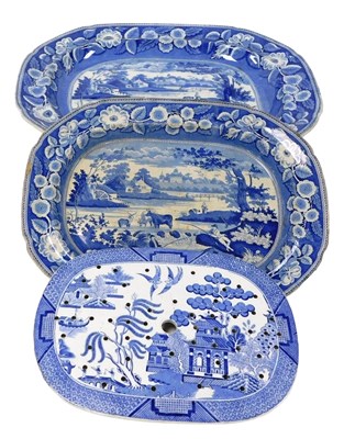 Lot 296 - An early 19thC blue and white pottery tree and...