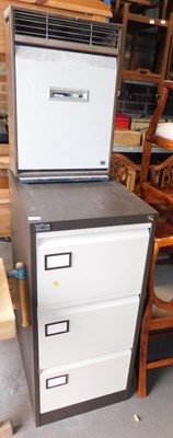Lot 1014 - An Office World two tone three drawer filing...