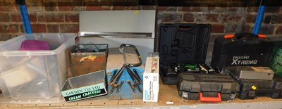 Lot 1041 - Various tools, to include a Parkside sander,...
