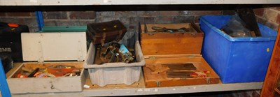 Lot 1043 - Various hand tools, to include saws, planes,...