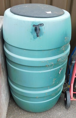 Lot 1162 - A plastic garden water butt.