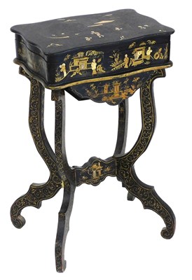 Lot 447 - A late Victorian chinoiserie decorated...