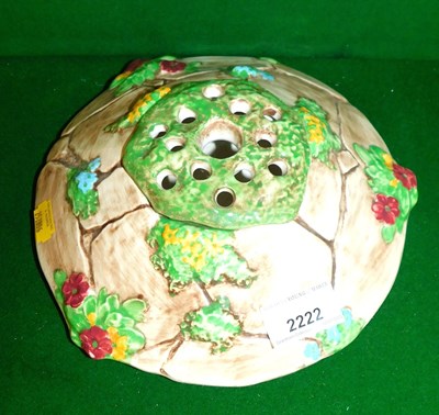 Lot 2222 - A Falconware leaf moulded posy holder, 21cm...