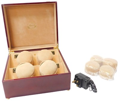 Lot 203 - A Rapport counter top watch winding box, the...