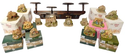 Lot 254 - A group of Lilliput Lane, to include Little...