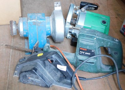 Lot 1087 - A Black & Decker 350 watt sander, a Black &...