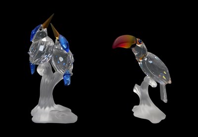 Lot 318 - A Swarovski crystal model of a toucan, on a...