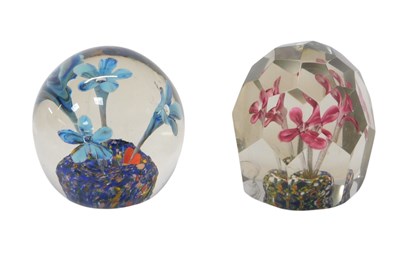 Lot 354 - Two 20thC glass paperweights, one of globular...