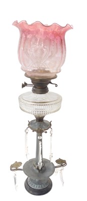 Lot 376 - A Victorian oil lamp, with a clear and...