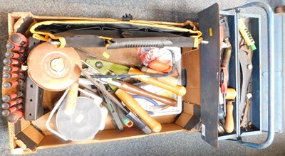 Lot 2092 - A toolbox containing a quantity of tools, and...