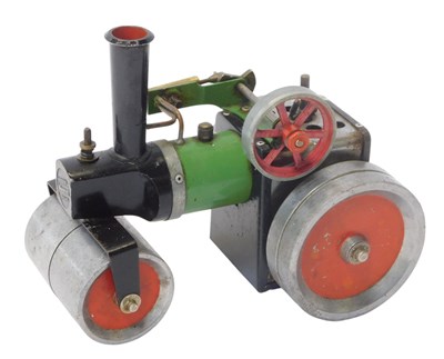 Lot 444 - A Mamod steam tractor.