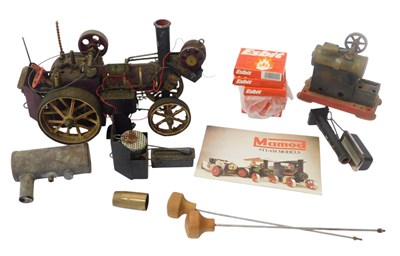 Lot 446 - A Mamod traction engine, together with further...