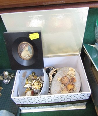 Lot 2140 - Costume jewellery, in the form of watches,...