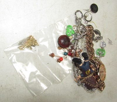 Lot 2148 - Costume jewellery, in the form of 9ct gold and...