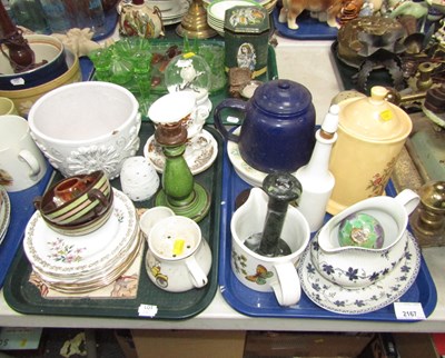 Lot 2167 - Ceramics and glassware, including a green...