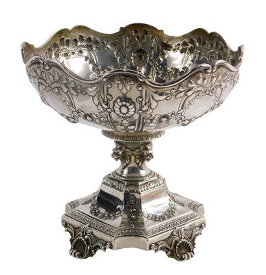Lot 2 - An Edwardian silver comport, the bowl with a...