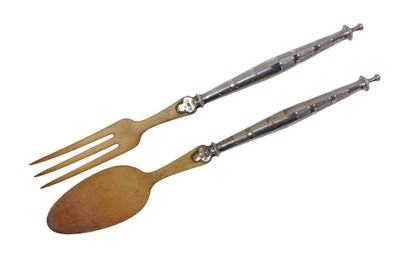 Lot 57 - A pair of Victorian horn and silver handled...