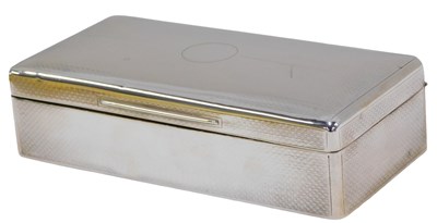 Lot 77 - A George V silver table cigarette box, of...