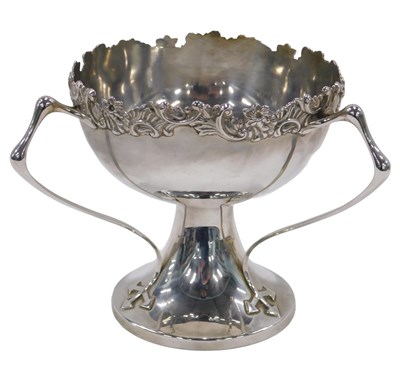 Lot 6 - An Edwardian silver pedestal bowl, of circular...
