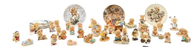 Lot 294 - A collection of Pendelfin rabbits, to include...