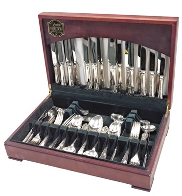 Lot 308 - A British Heirloom collection eight place...